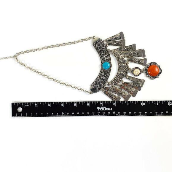 Southwestern Design Necklace Metal With Stones Faux Turquoise 11" - Picture 5 of 7